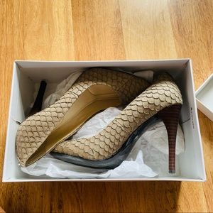 Calvin Klein Fish Scale Pumps